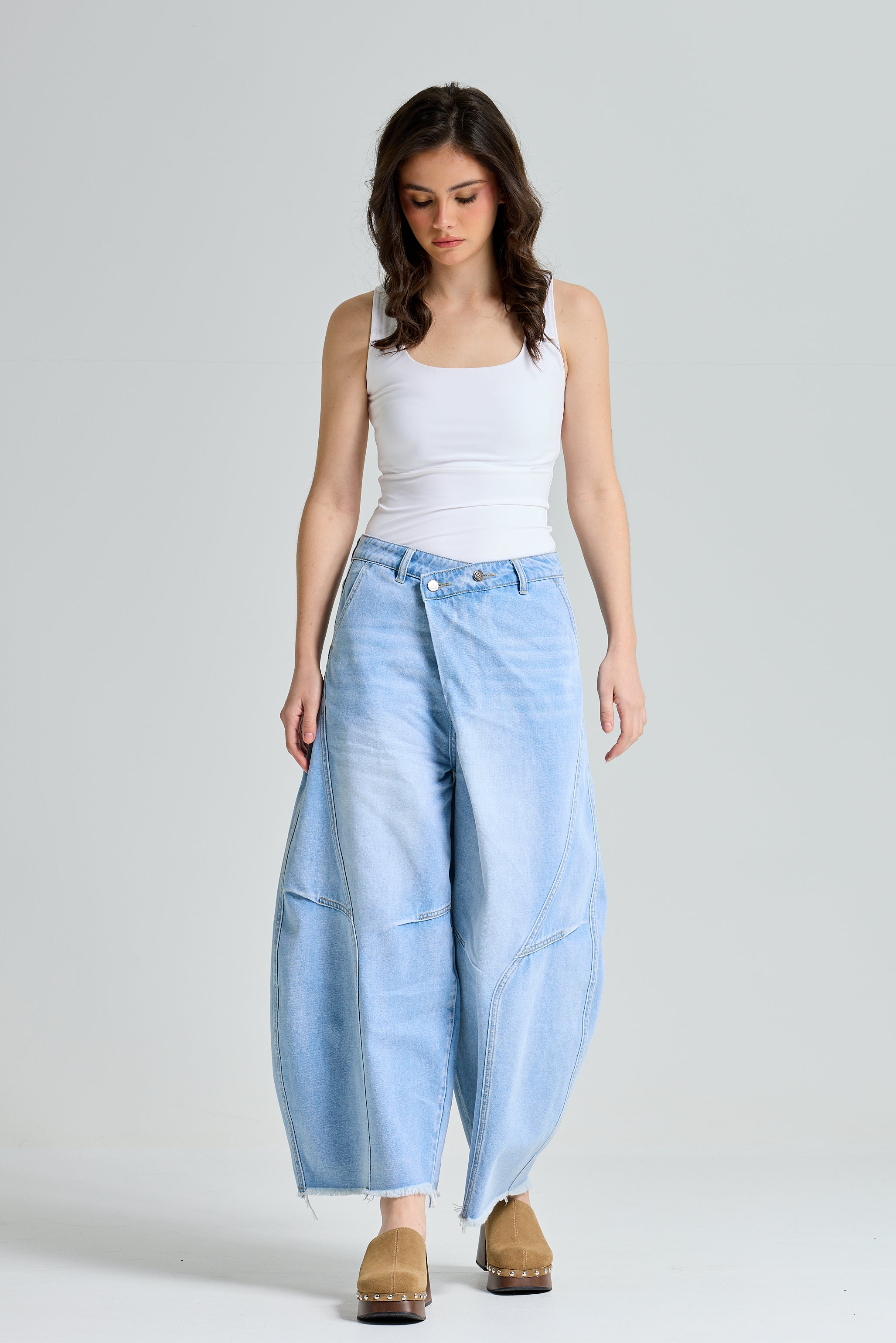 Flapped Balloon Denim Light Wash