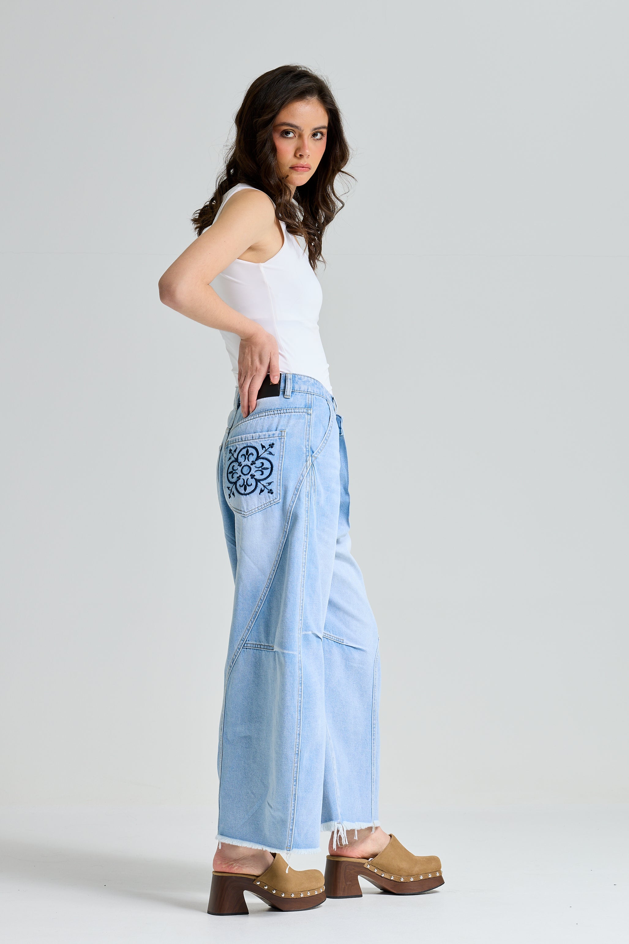 Flapped Balloon Denim Light Wash