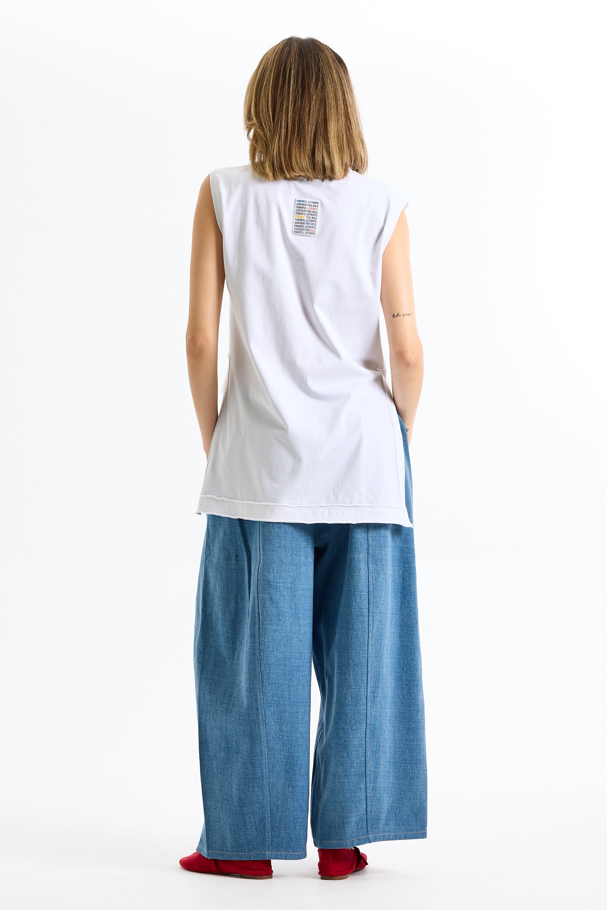 Cropped Oversized Light Wash Jeans