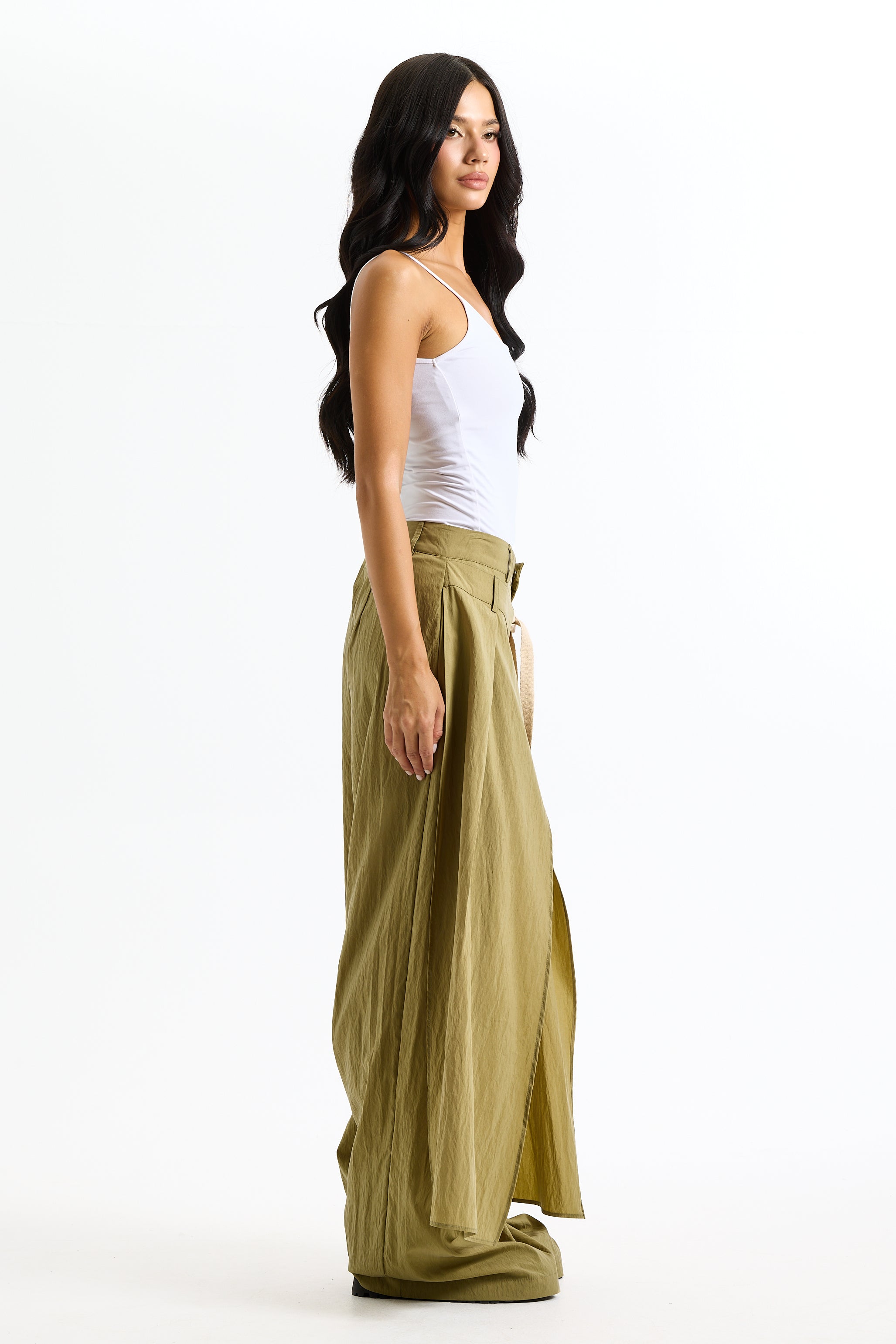 Extra Fabric Front Pant In Olive