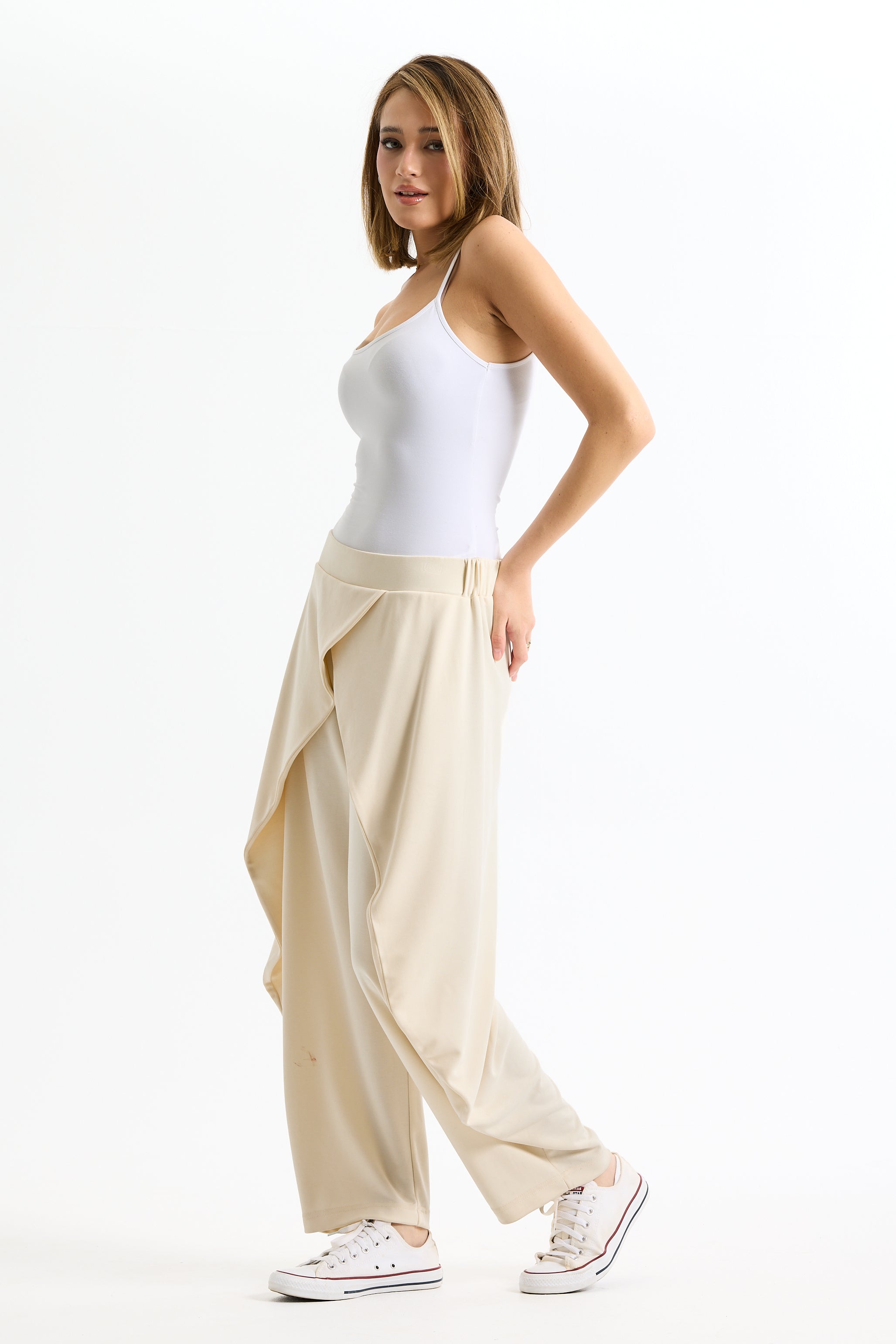 Flapped Soft Pants In Cream