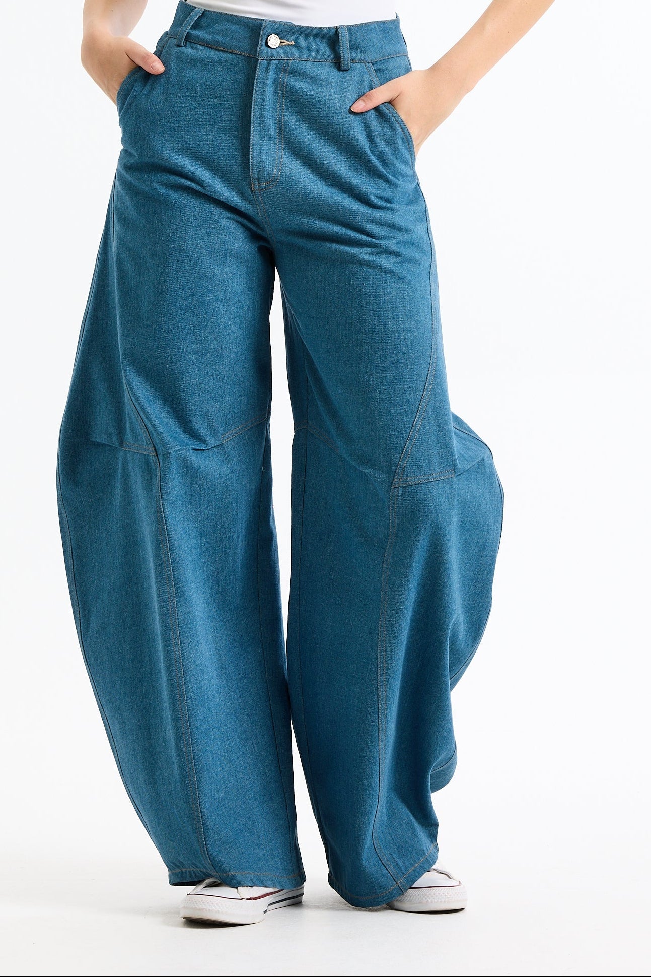 Barrel Mid Jeans