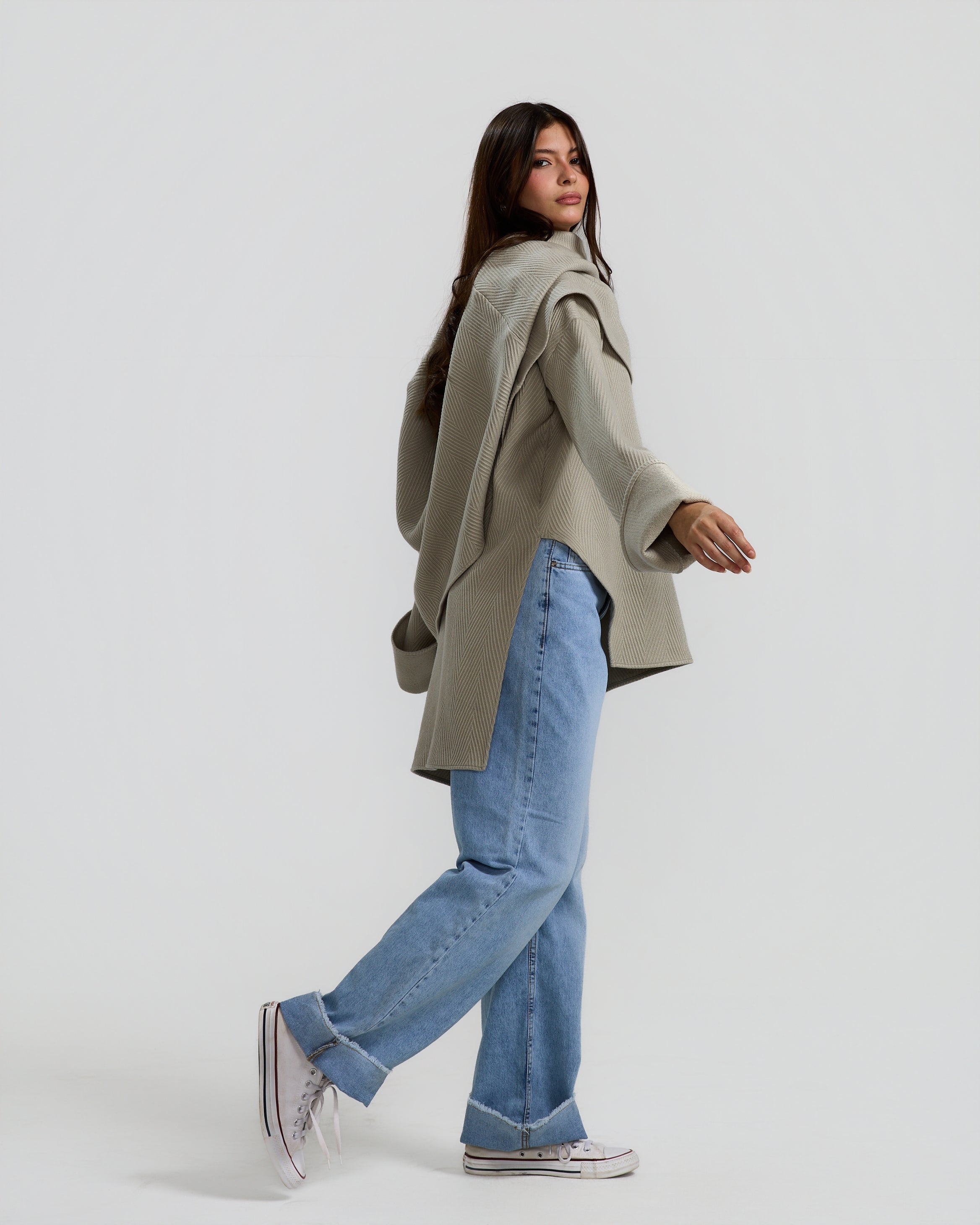 Maxi Collar Pullover in Greige