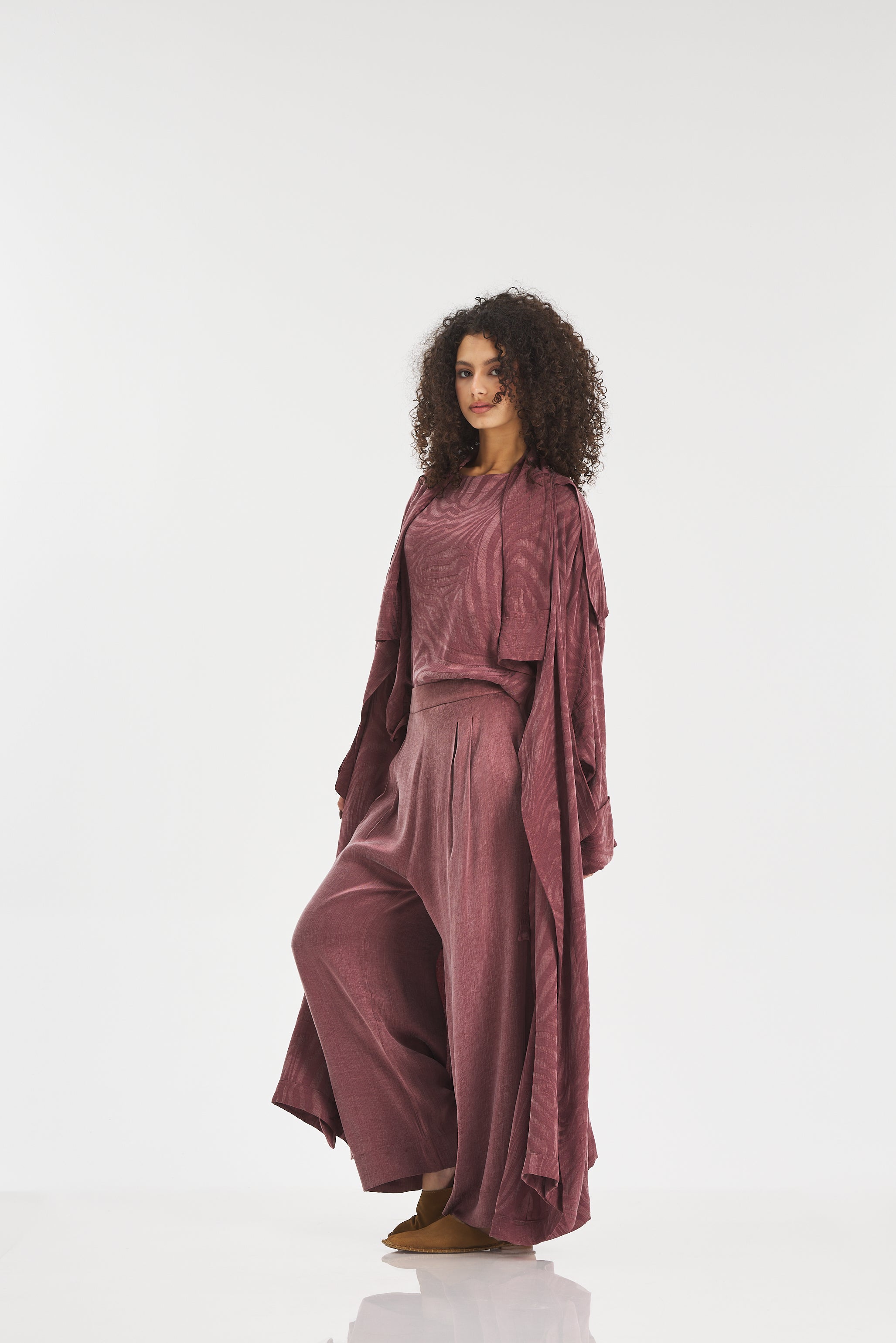 Silk Low Crotch Wide Leg Pants In Brik