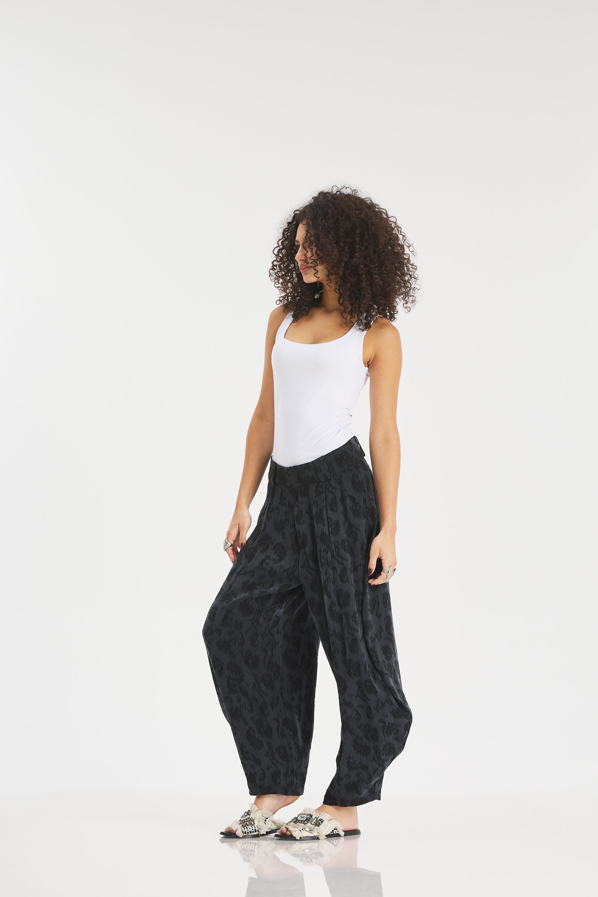 Silk Balloon Pants In Black