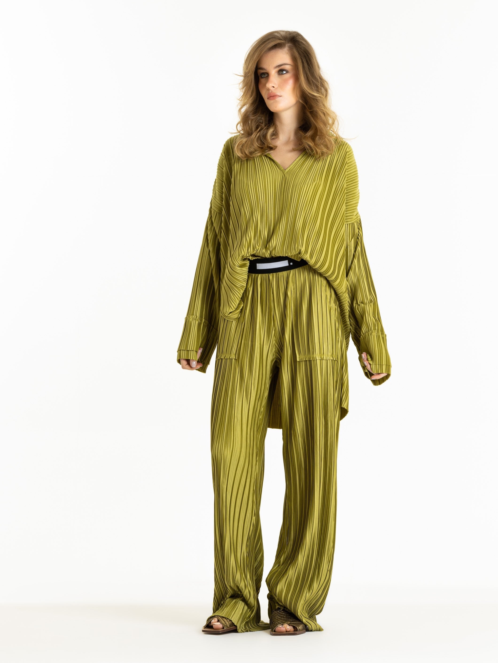 High Low Pleated Top In Apple Green
