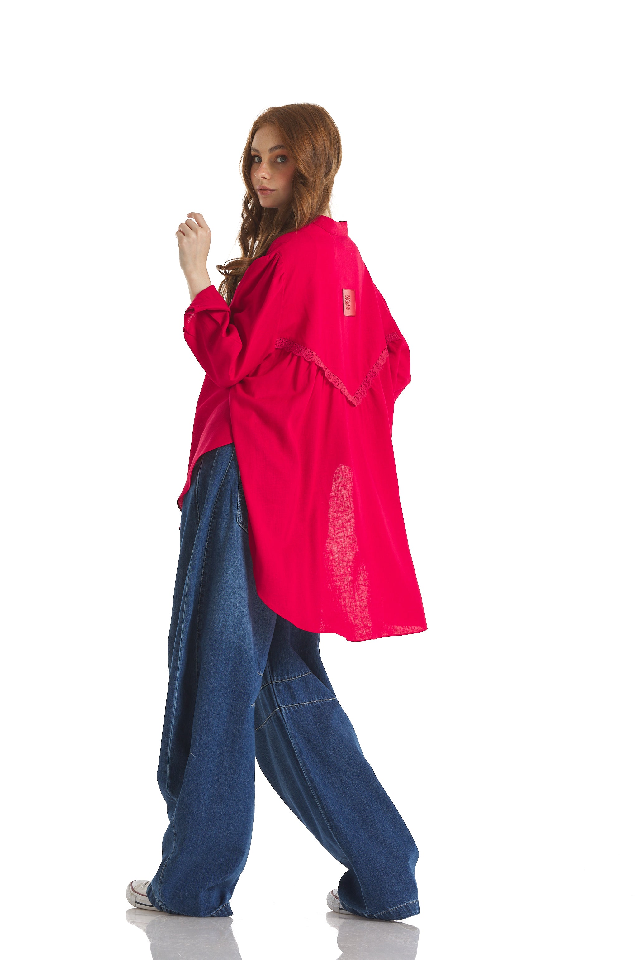 Linen V Chest Top In Red