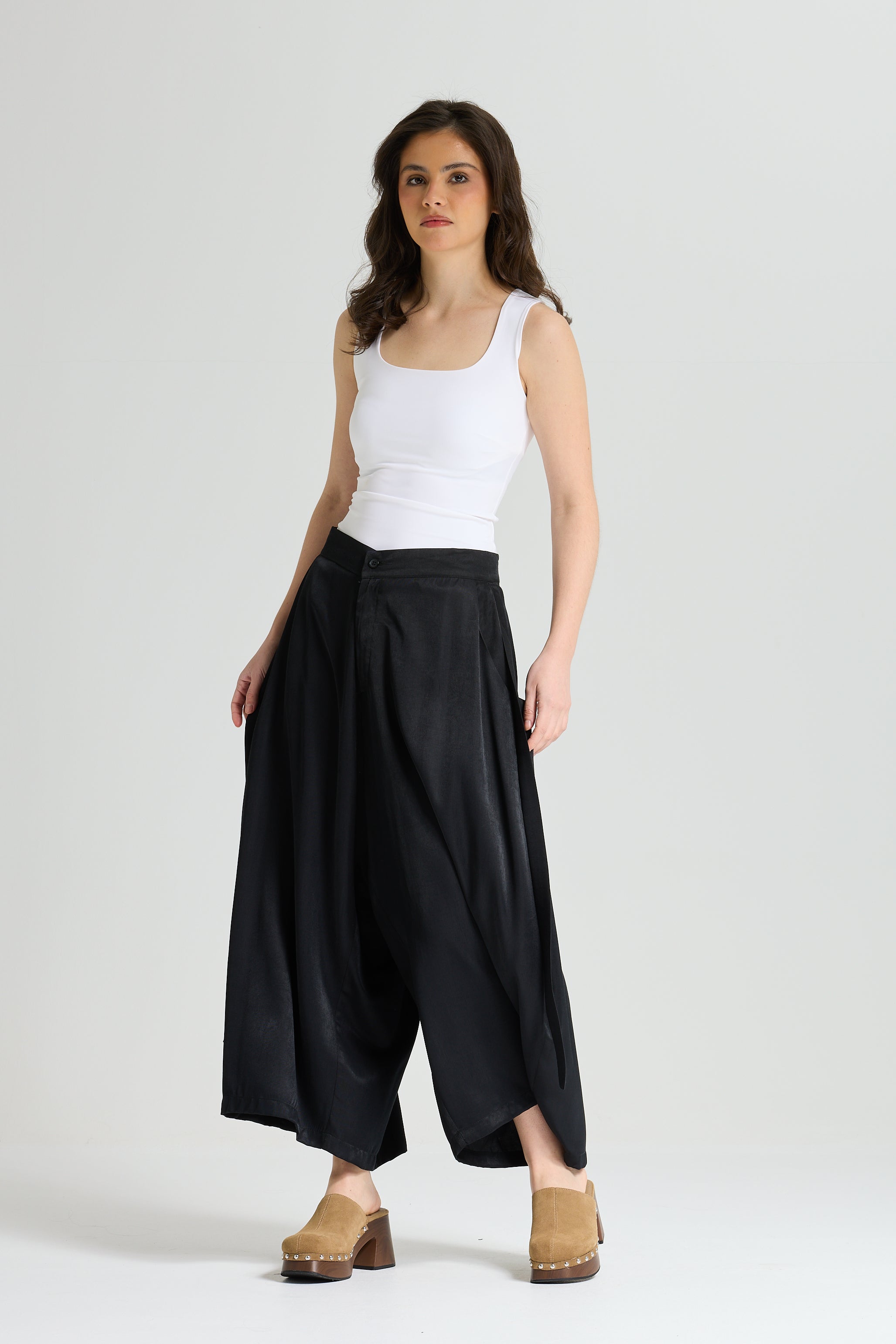 Cropped Extra Wide Leg In Black