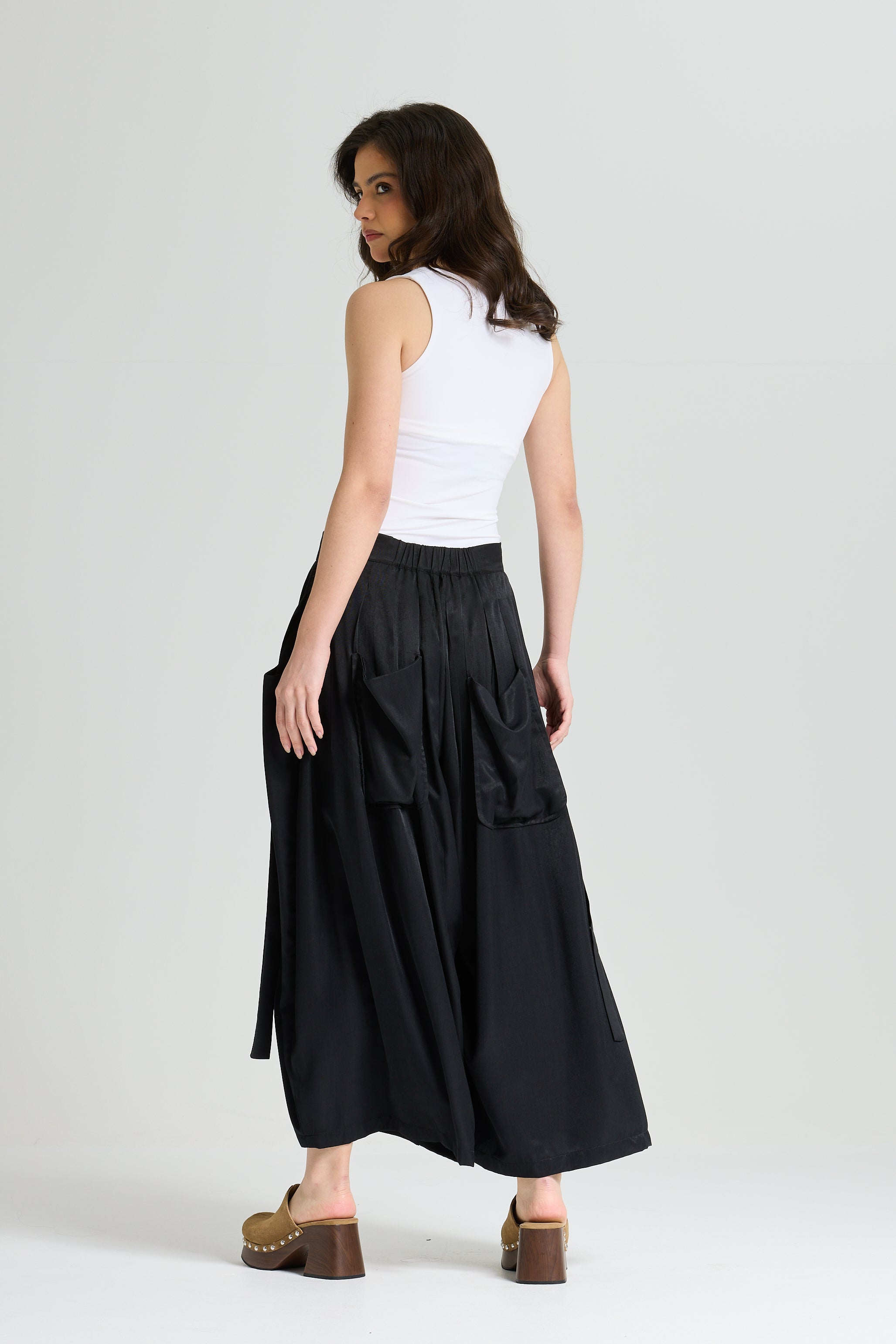 Cropped Extra Wide Leg In Black