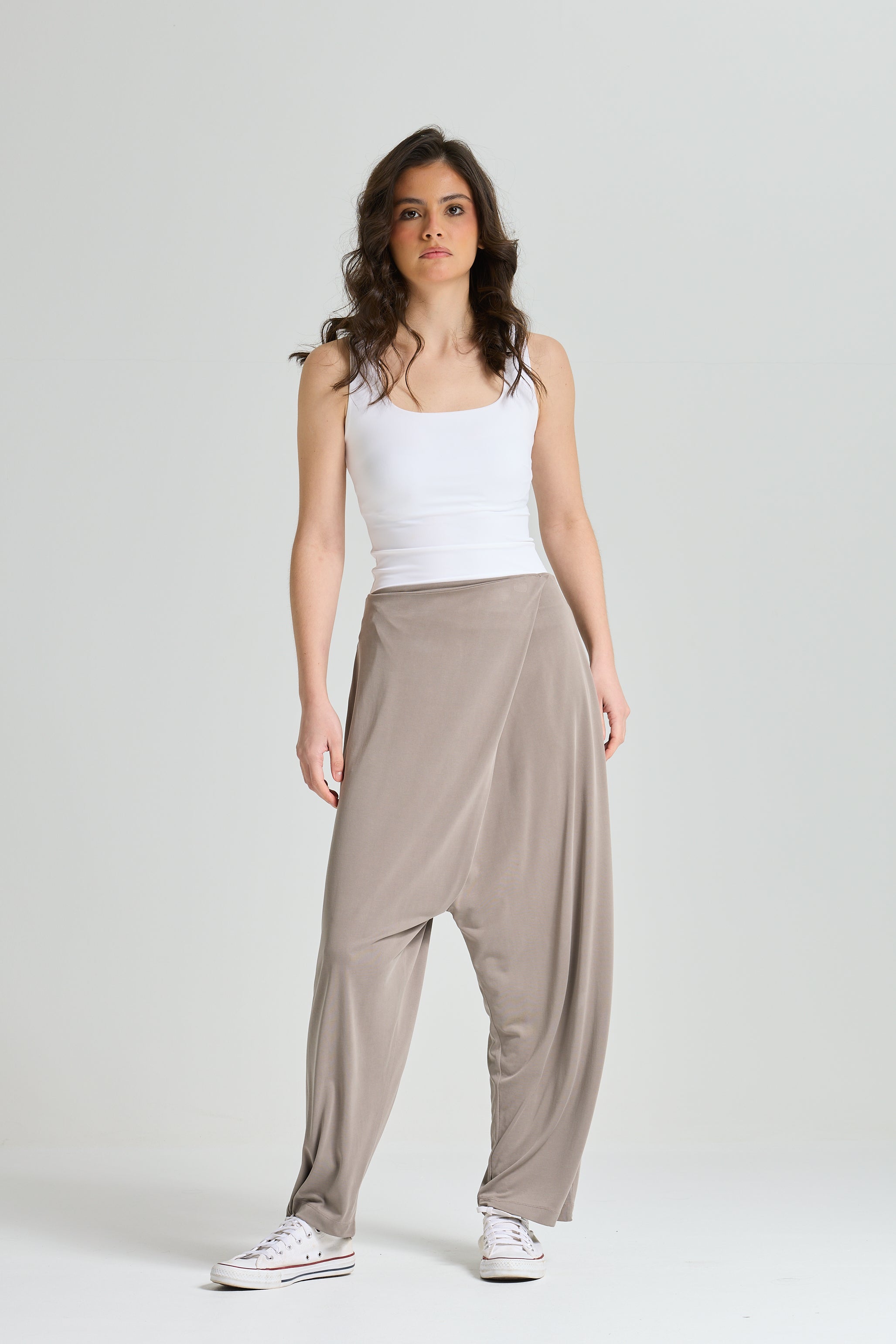 Flapped Lycra Pants In Grey