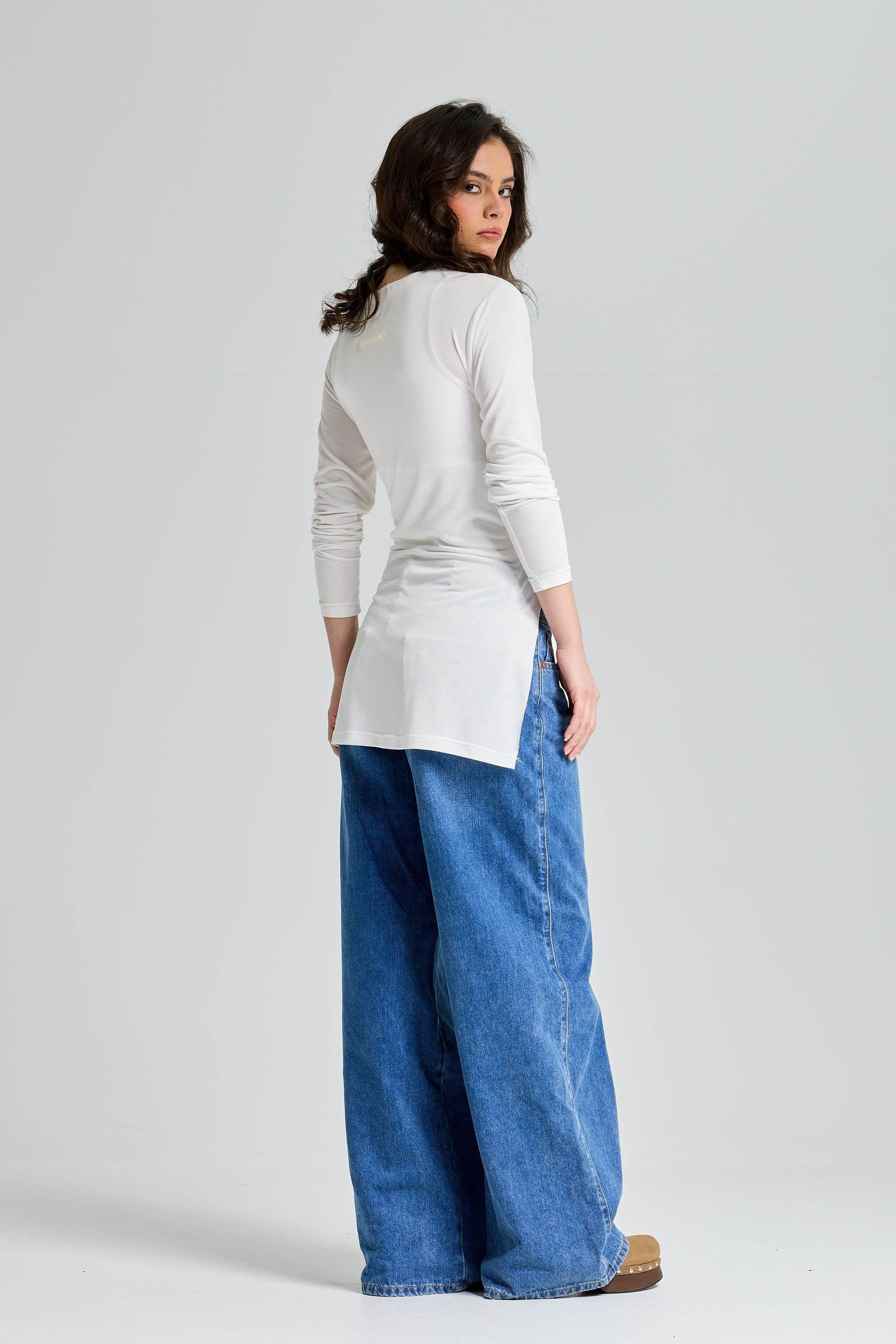 Belted High Low Top In White
