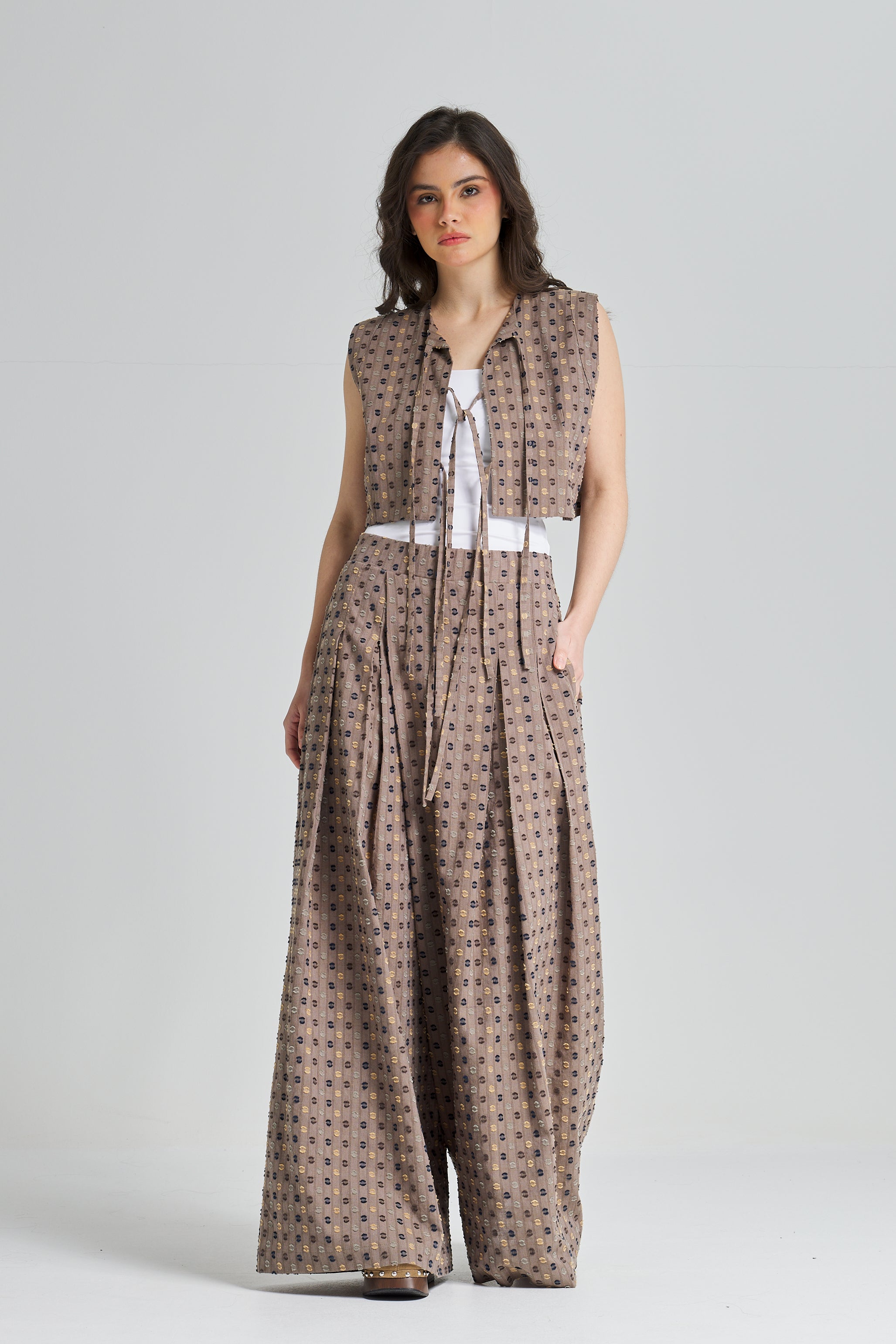 Dotted linen Cropped vest