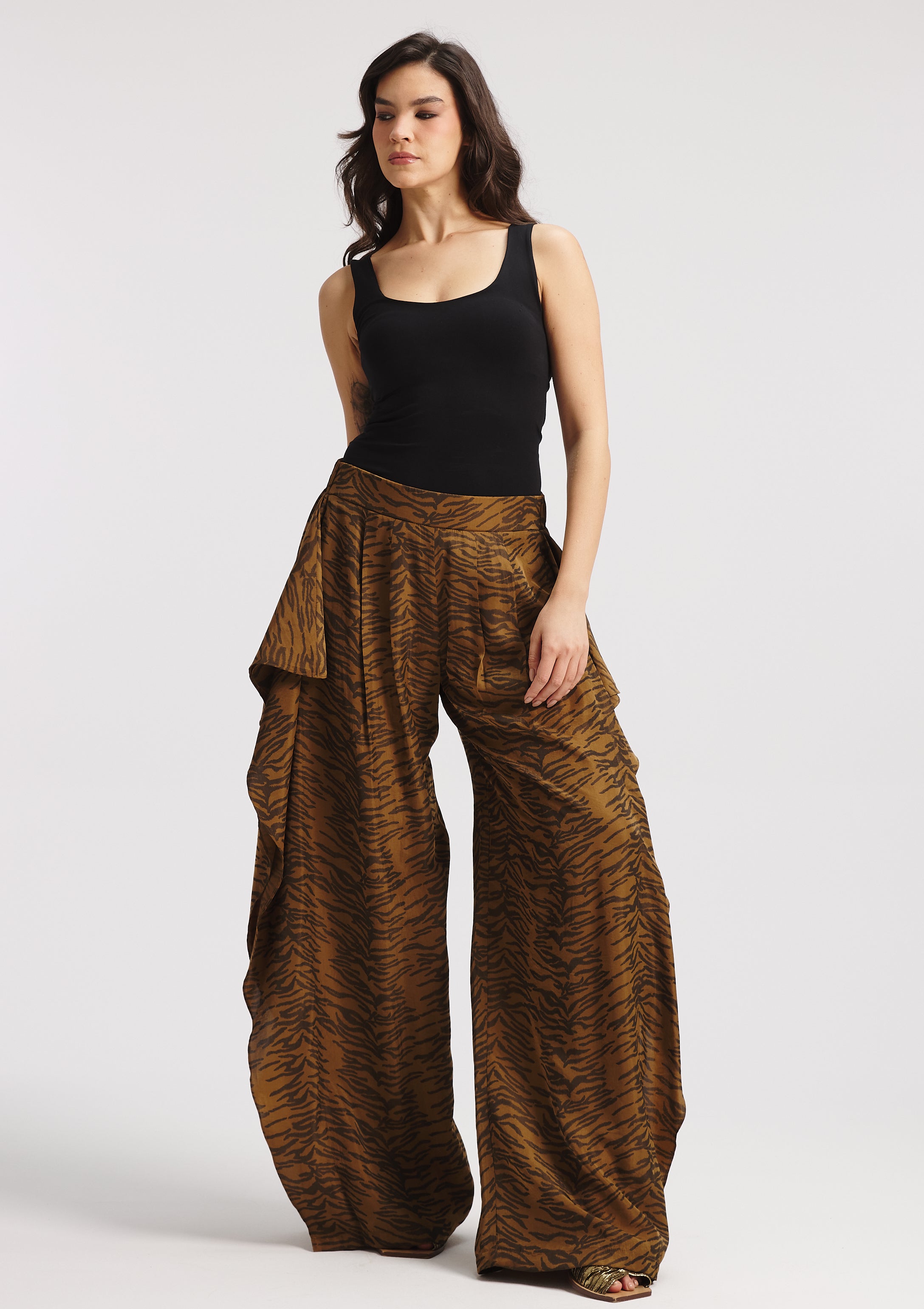 Flying Sides Zebra Pants