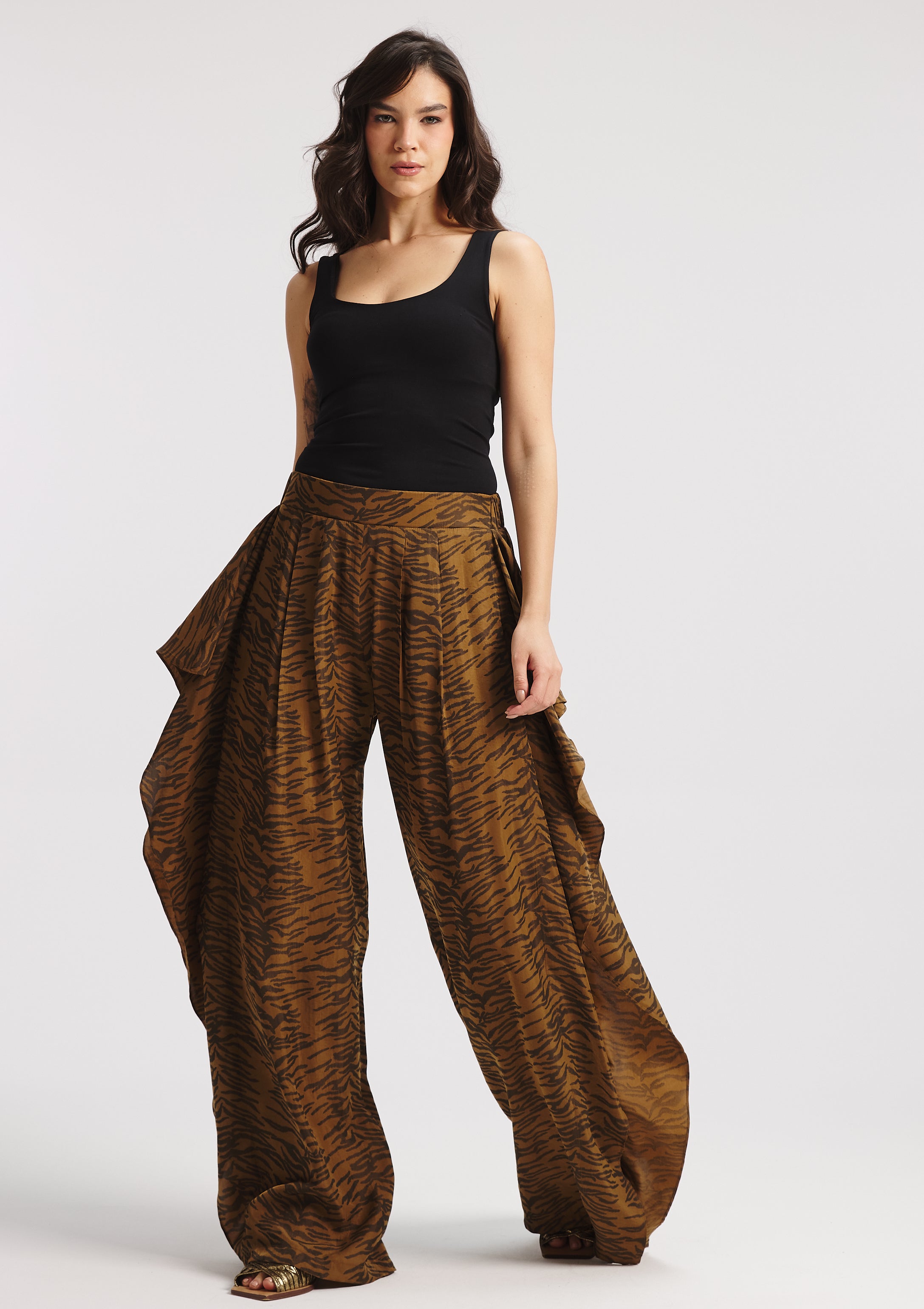 Flying Sides Zebra Pants