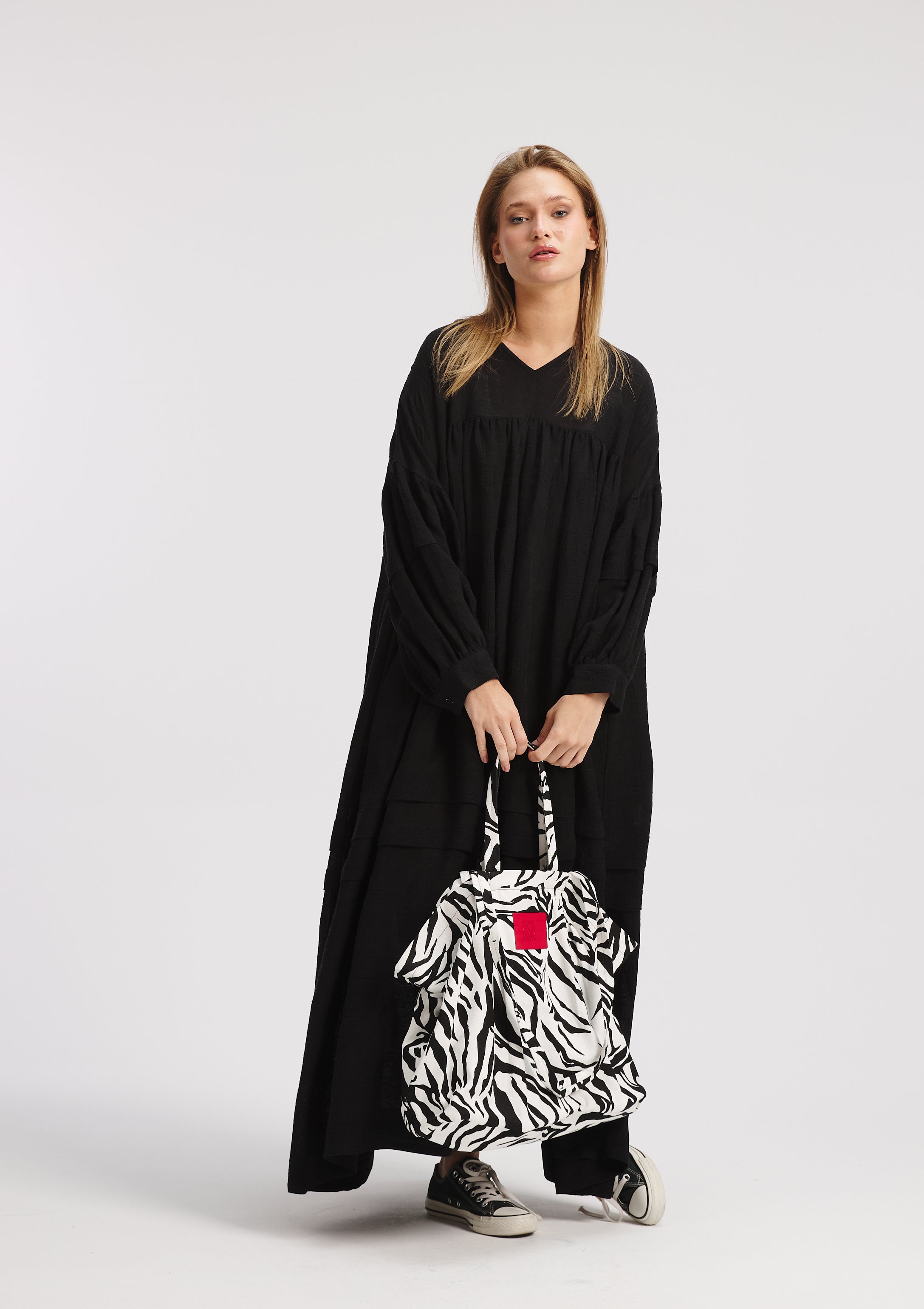 Zebra Tote In White