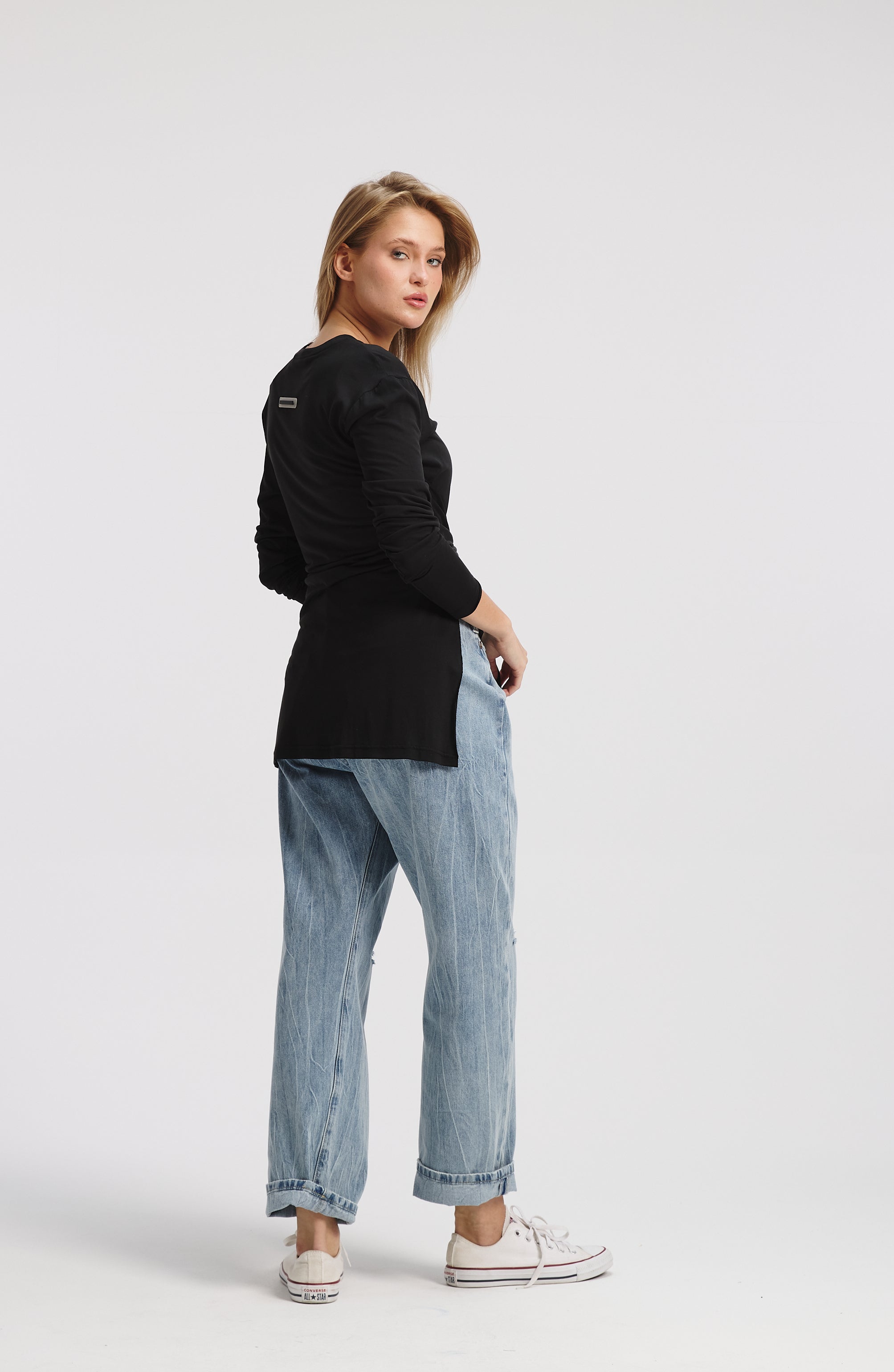Belted High Low Top In Black
