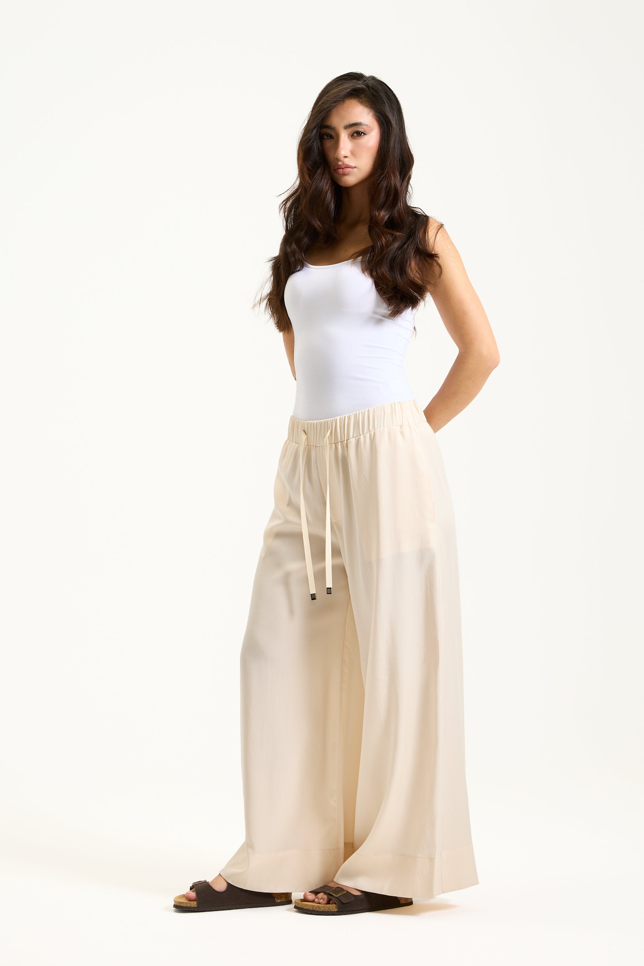 Elastic Waist Cropped Wide Leg Off White