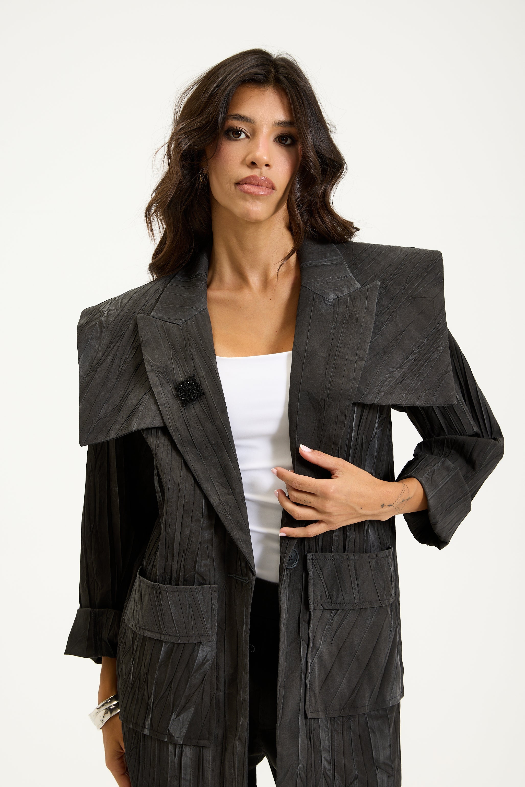 Wrinkled Shoulder Strap Blazer