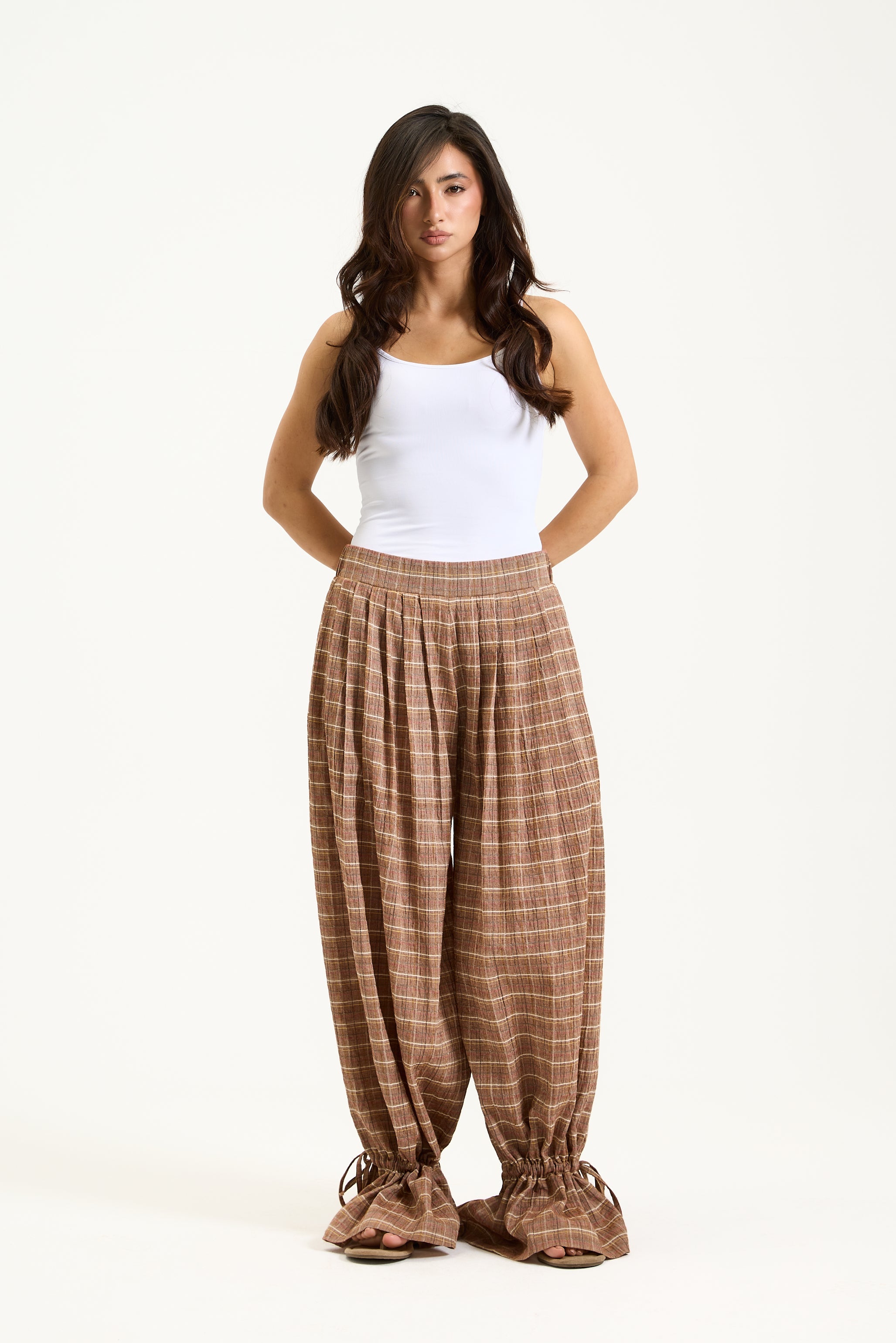 Checker Wide Leg Belted Bottom Pants