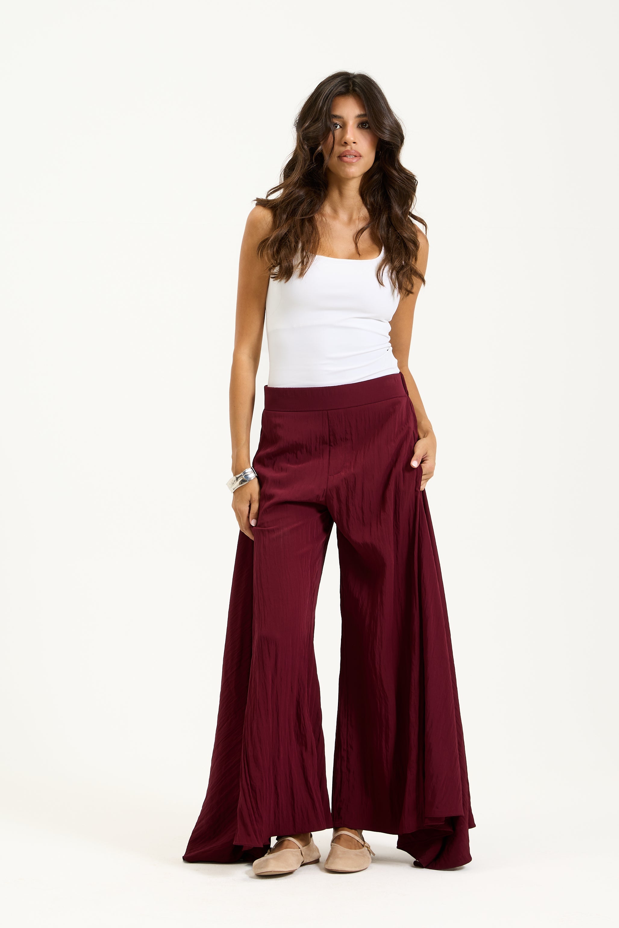 Wrinkled Cropped Extra Fabric Pants