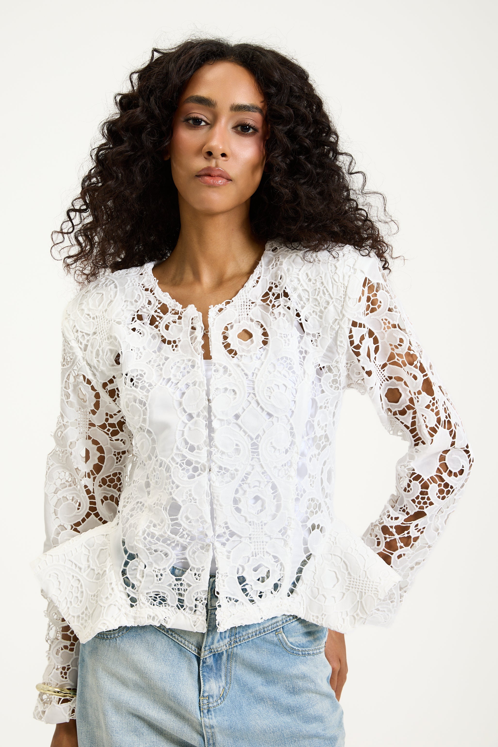 Curved sides guipure jacket White