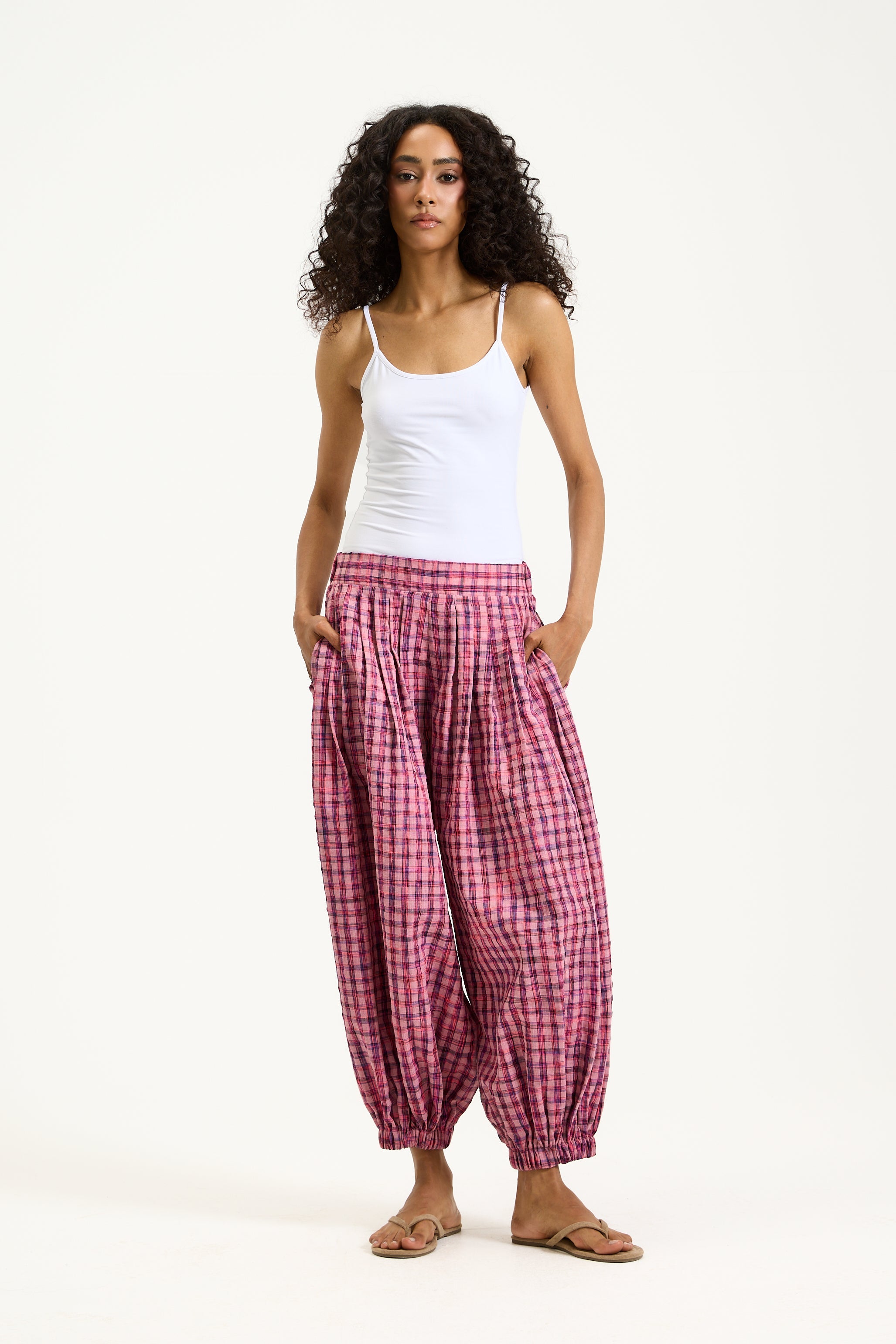 Plaided Aladdin Pants In Pink