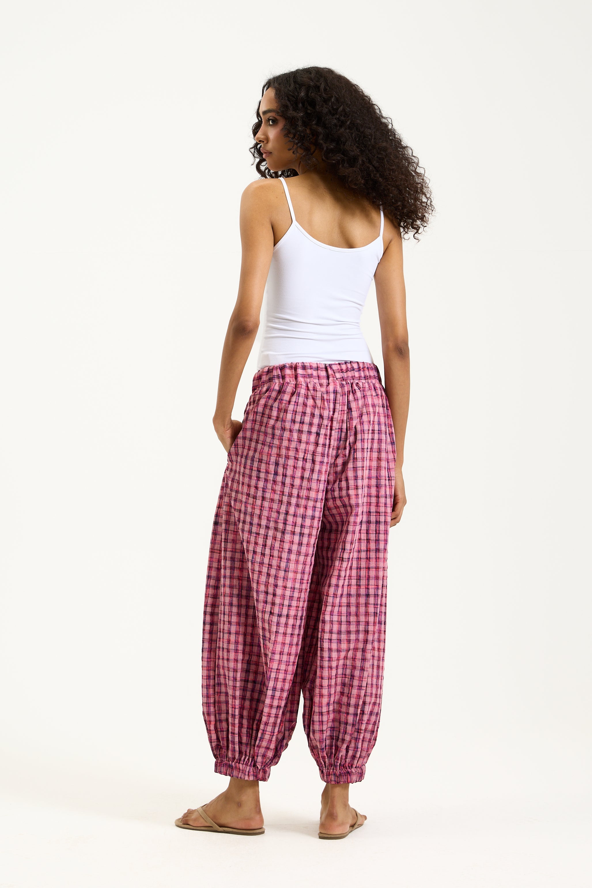 Plaided Aladdin Pants In Pink