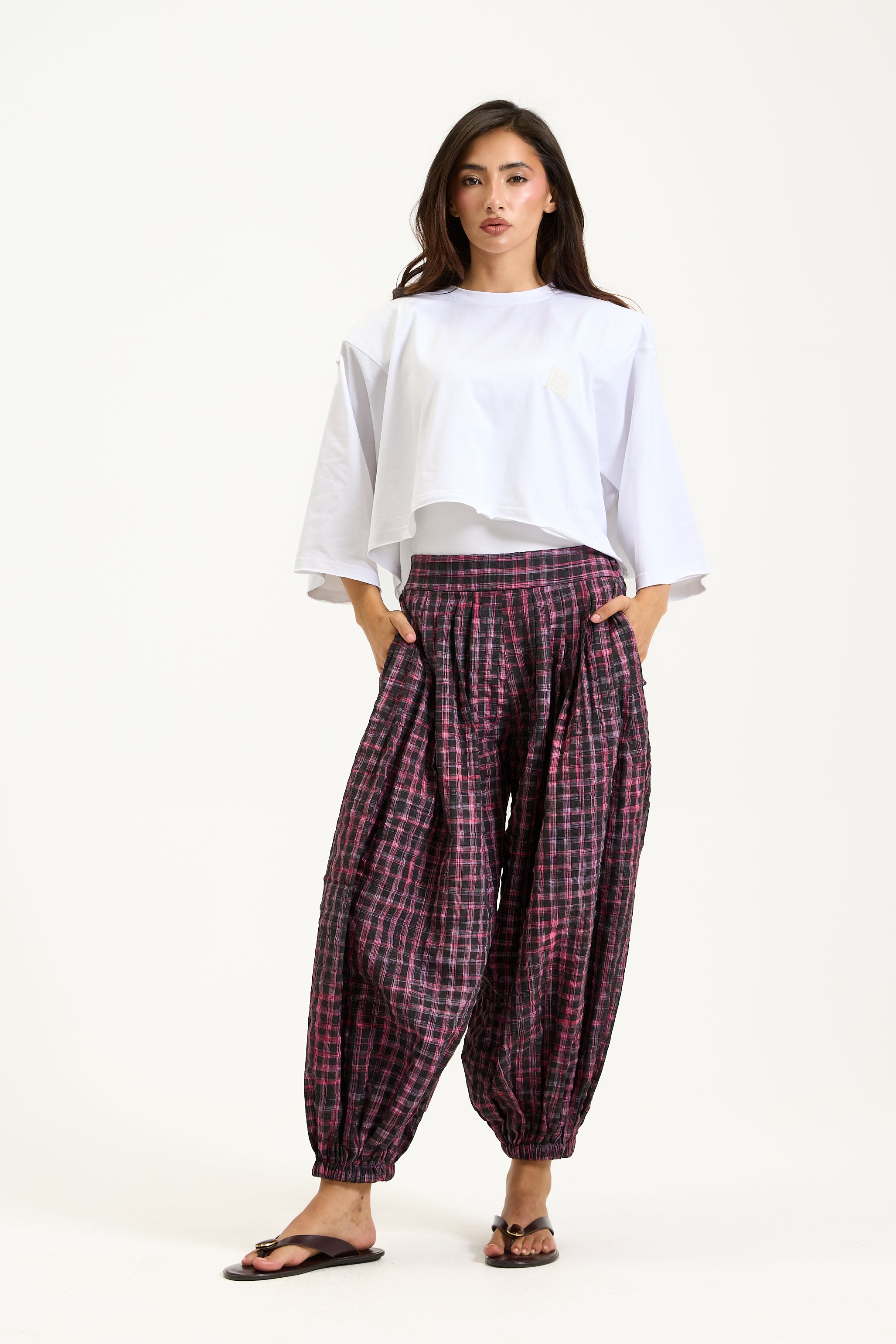 Plaided Aladdin Pants In Black
