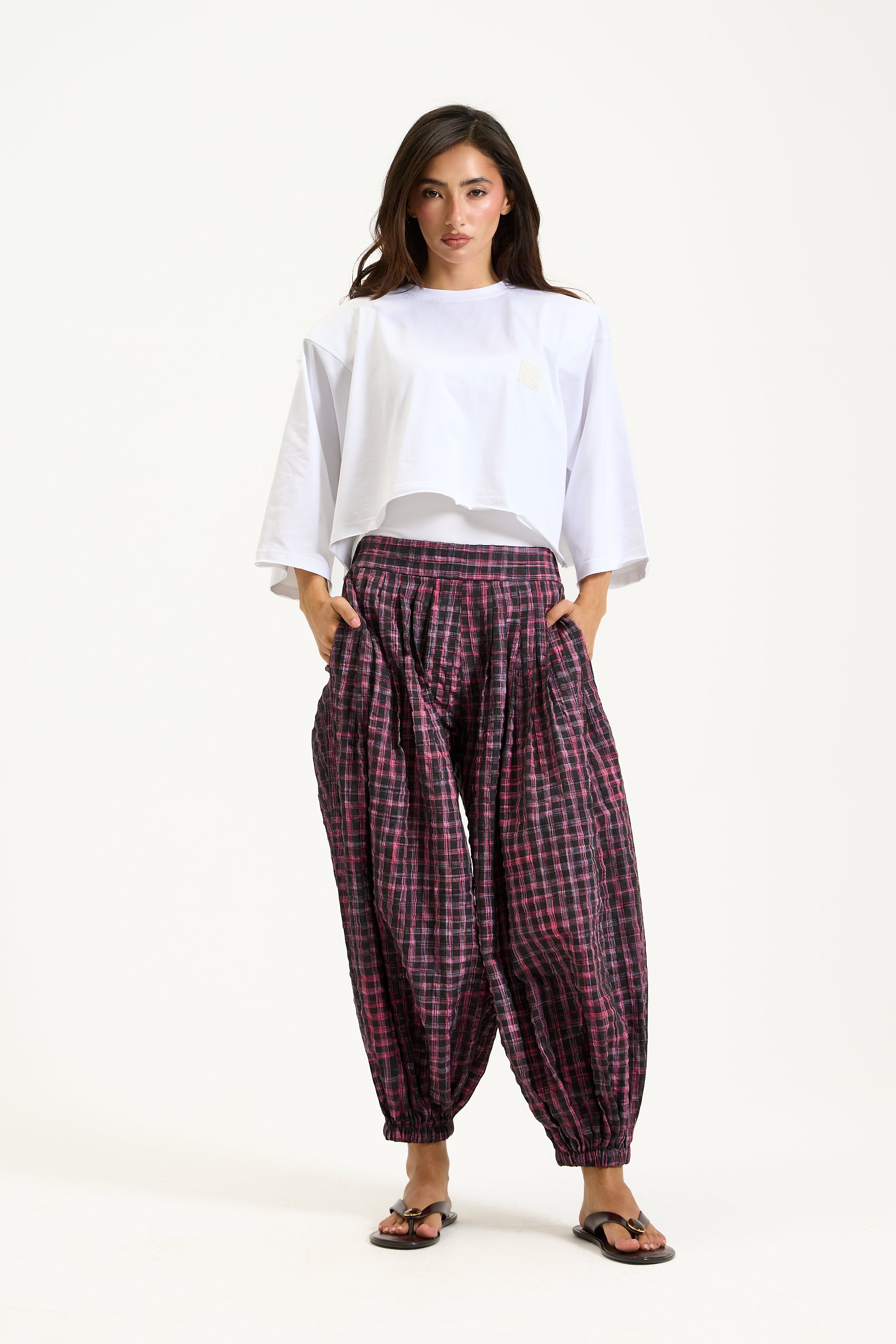Plaided Aladdin Pants In Black