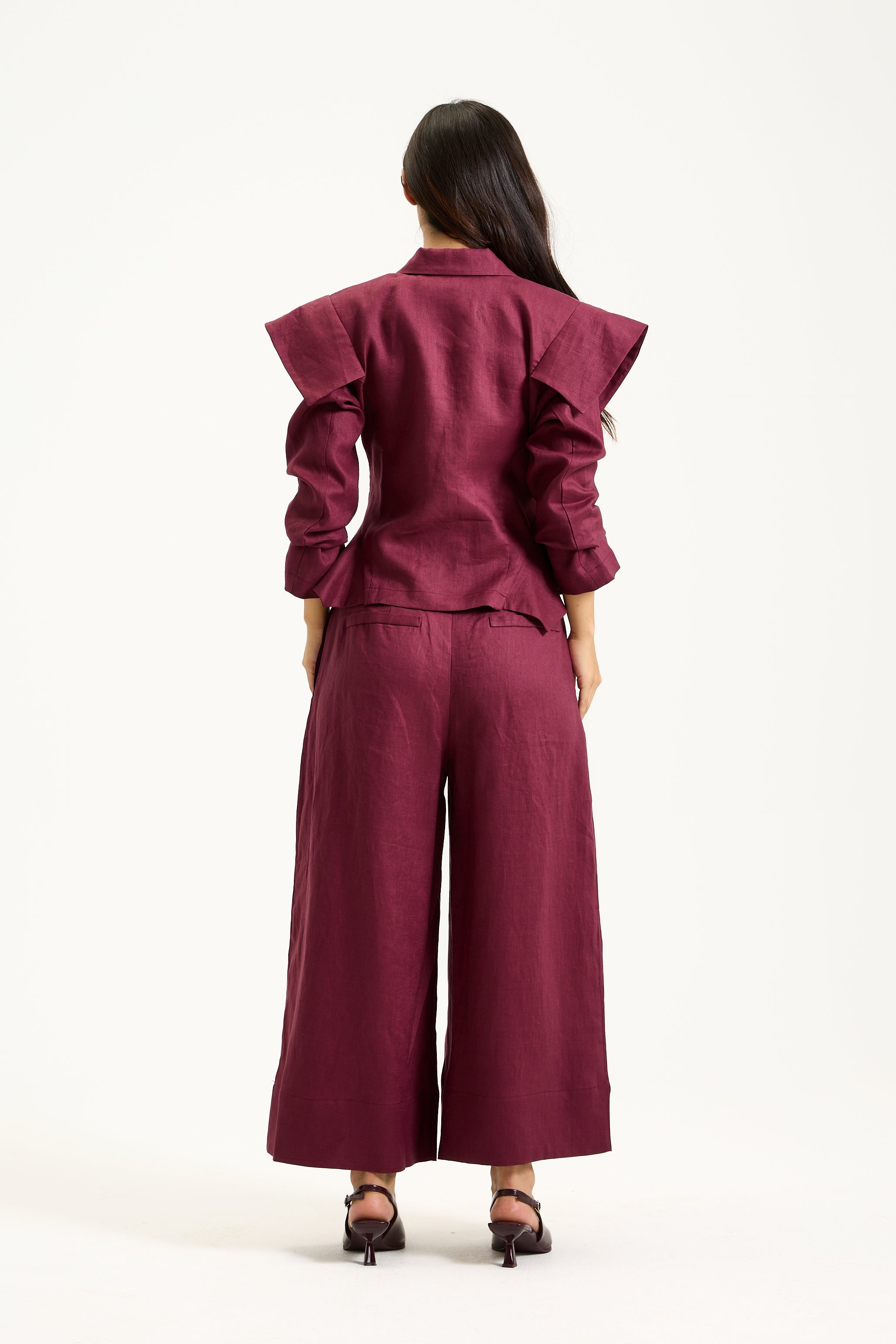 Curved Sides Linen Blazer