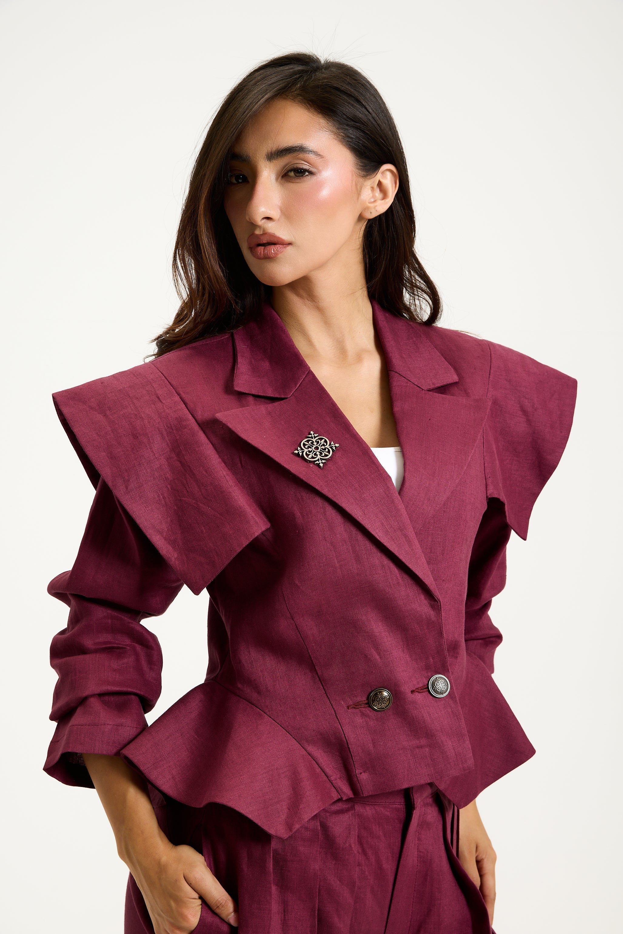 Curved Sides Linen Blazer