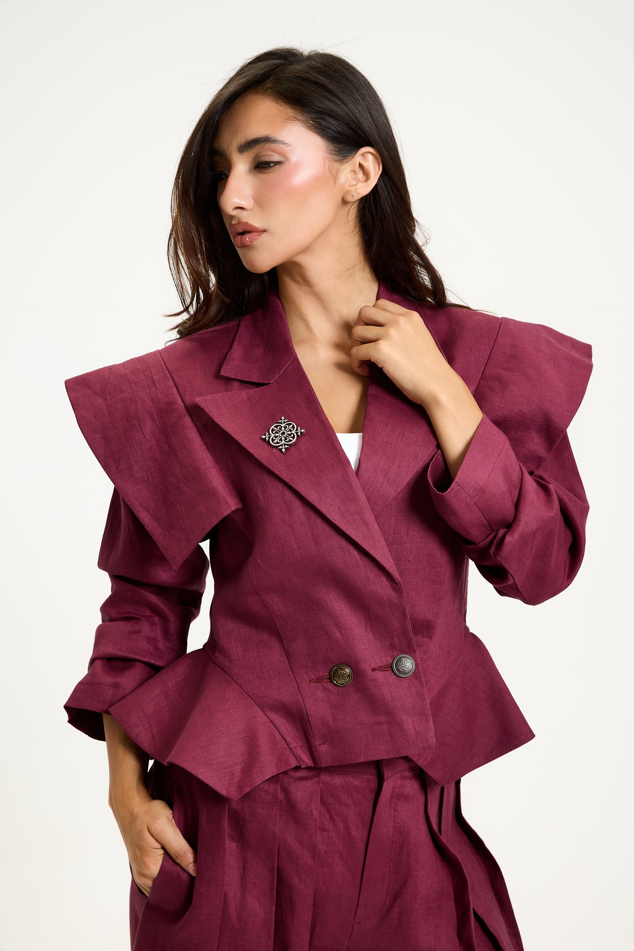 Curved Sides Linen Blazer