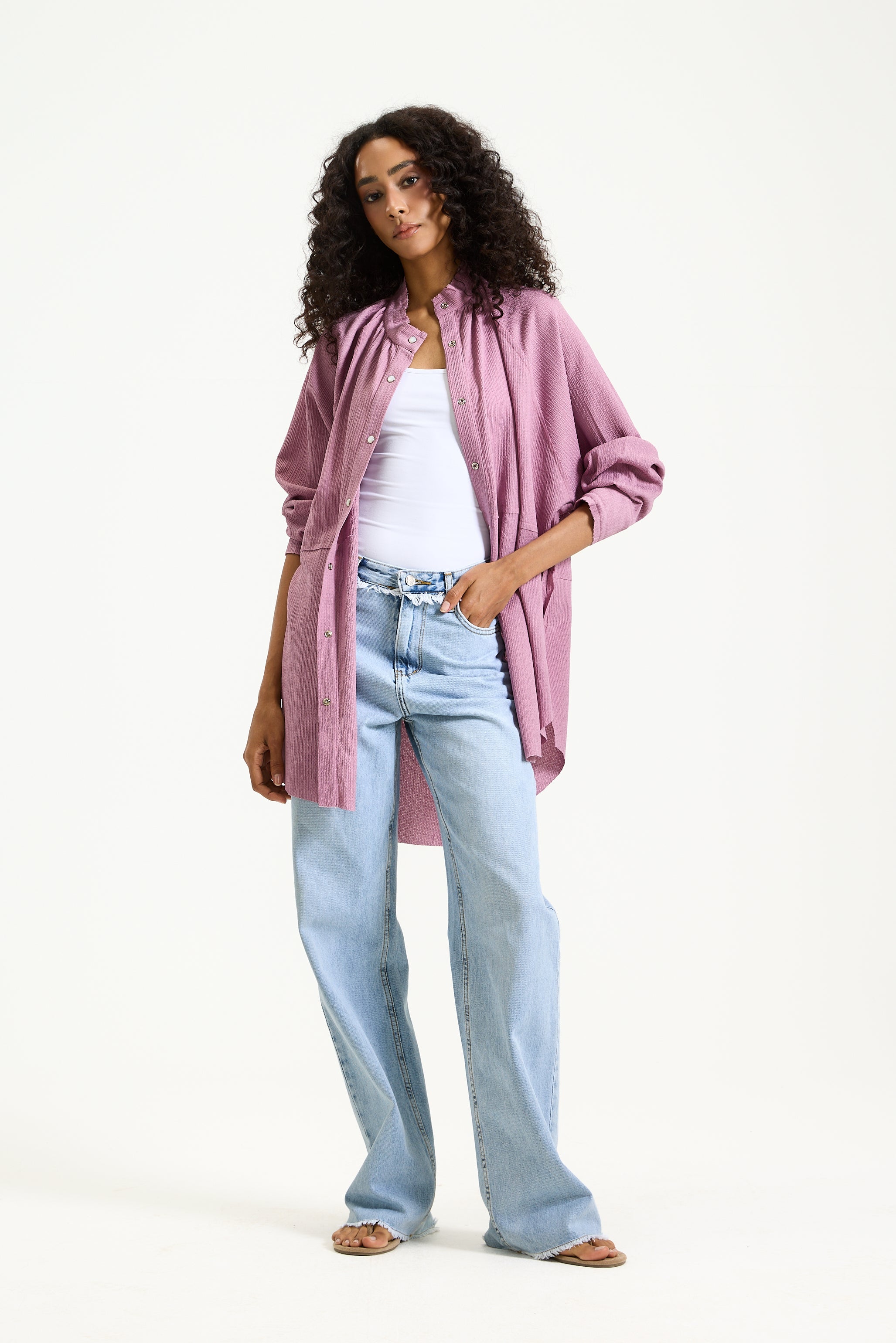 Crushed oversize shirt in lilac
